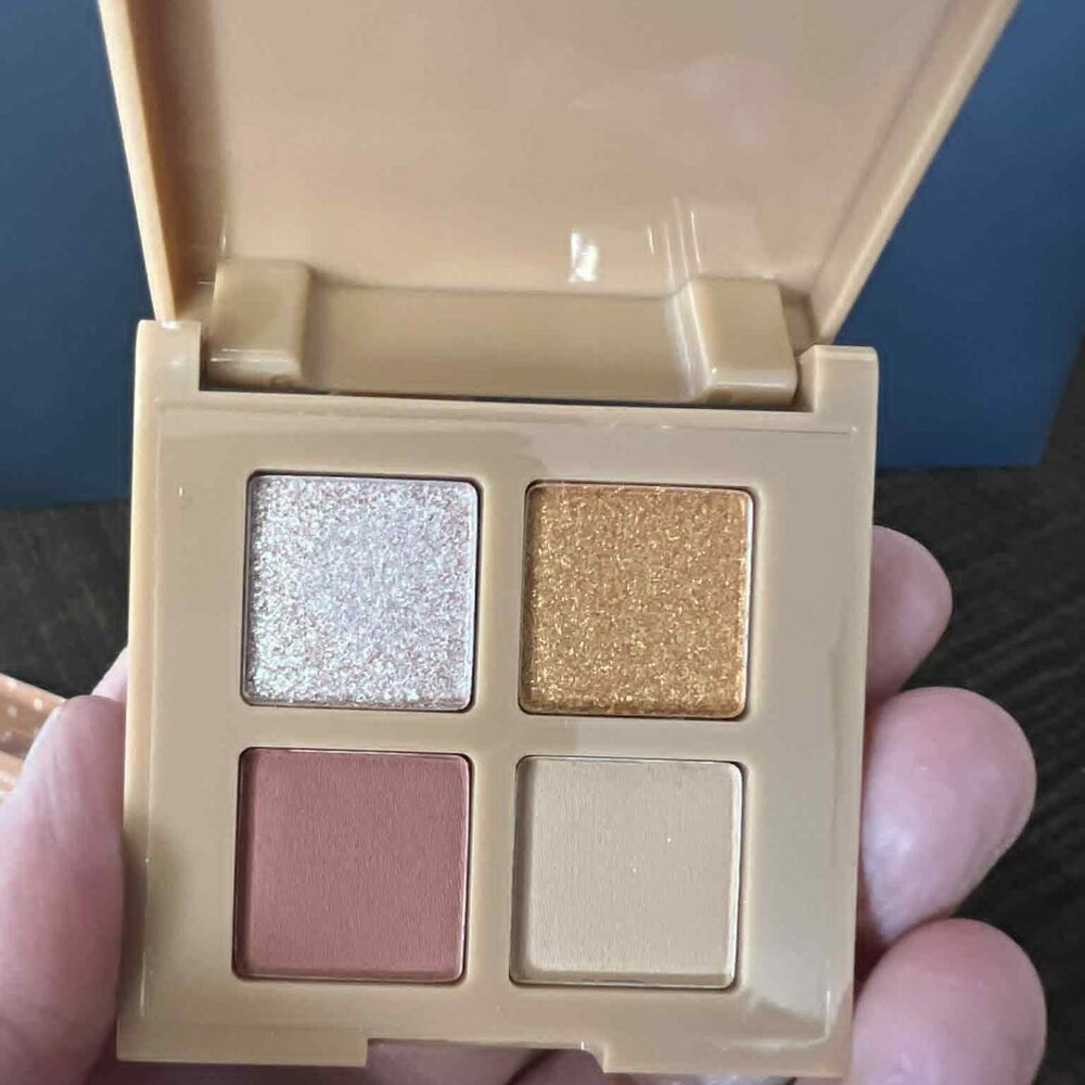 🩷Complex Culture Eye Quad